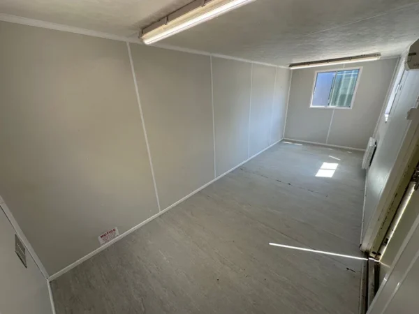 21x8ft | Canteen / Office | Building Site Accommodation | Portable Anti-Vandal | Reduced | No 1504 - Image 8